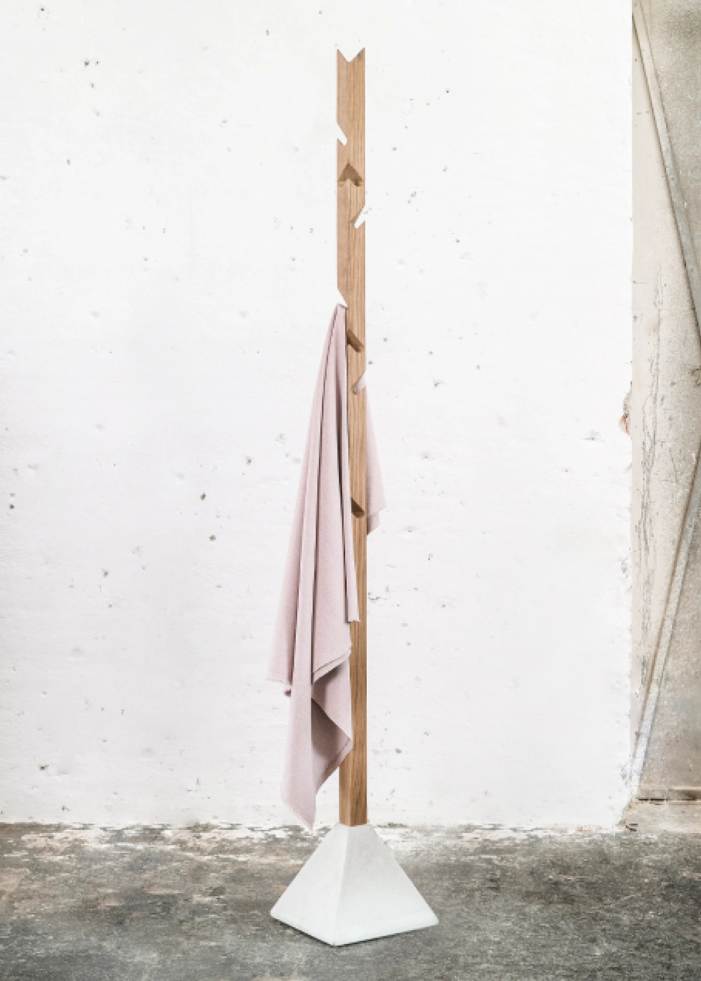 Tee Coat Stand