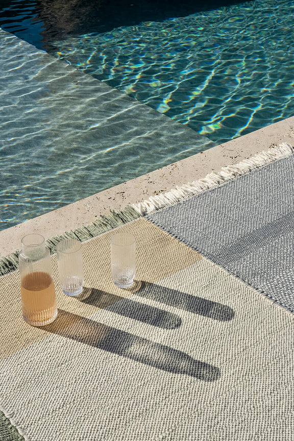 Tres Outdoor Rug